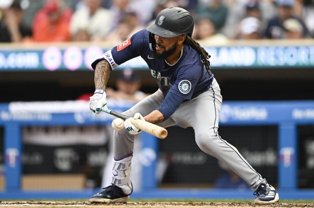 Mariners’ Julio Rodriguez Breaks Silence After Unexpected Decision – Yahoo Sports