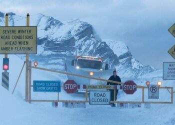 Kehoe repeals paid sick leave, allows several counties in the Ozarks to have entertainment districts in bill signings – KY3