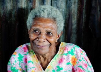 Scientists discovered maximum age an average human can likely live to – LADbible