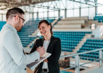 Fútbol fever: Students learn about sports management at Real Madrid – FIU News