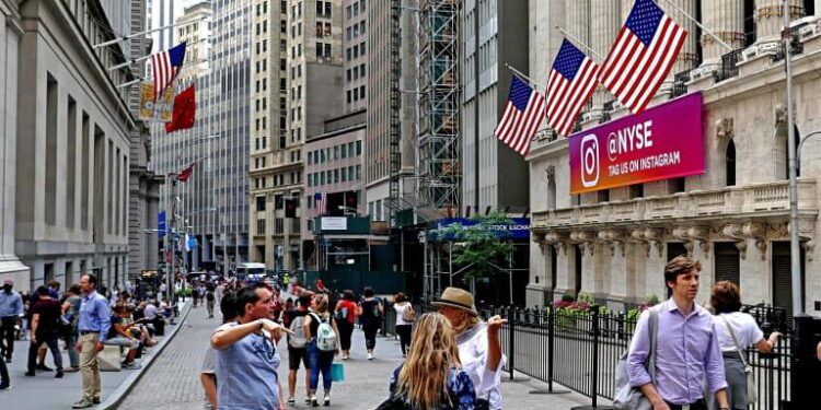 Wall Street’s Big 7 Are Now Bigger Than China’s Entire Economy – MSN