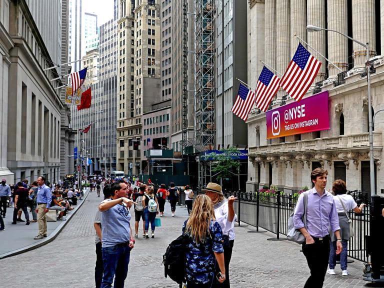 Wall Street’s Big 7 Are Now Bigger Than China’s Entire Economy – MSN