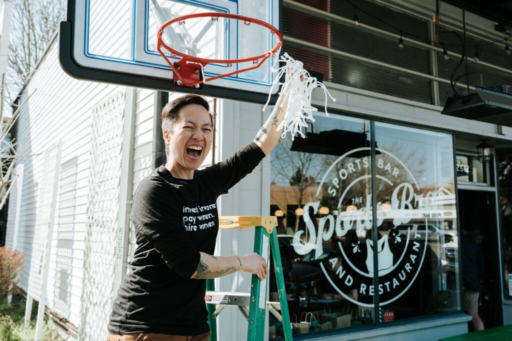 The year of the women’s-sports bar – The Economist