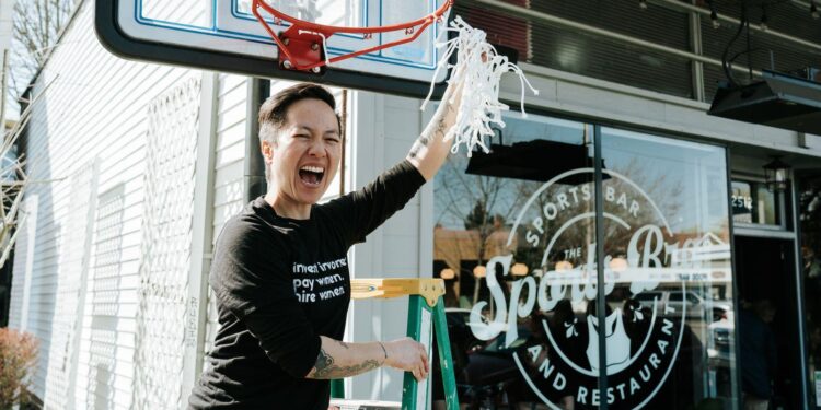 The year of the women’s-sports bar – The Economist