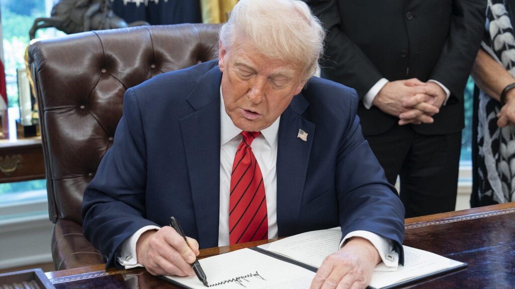 Trump Executive Order Ends De Minimis Exemption for Rest of World – The New York Times
