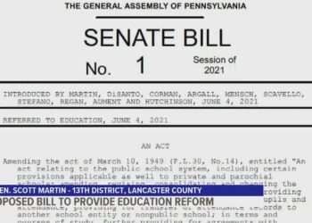 Senate bill to ban lawmaker stock trading moves step forward – and Trump turns on Hawley – CNN