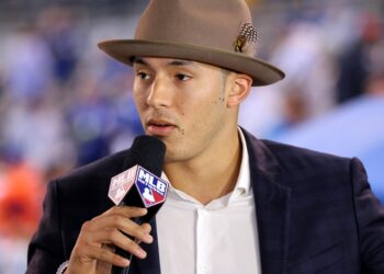 Carlos Correa trade grades: Astros score ‘A’ for stunning deadline deal, Twins get their salary dump – CBS Sports