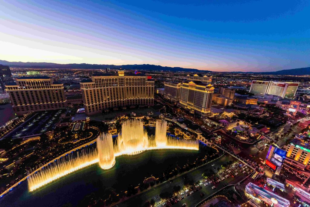 Las Vegas sees drop in tourism, hinting at broader economic woes facing the U.S. – NPR