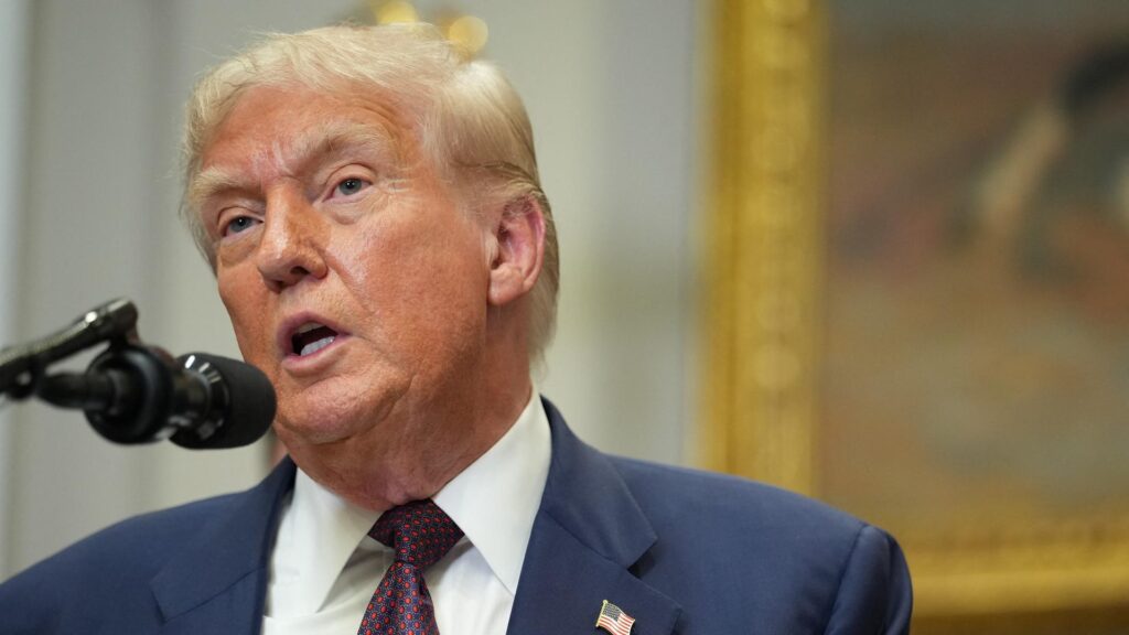Trump, when in trouble, throws tantrums. The economy is his latest conniption. | Opinion – USA Today