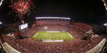 The latest on Williams-Brice Stadium renovations, entertainment district – On3