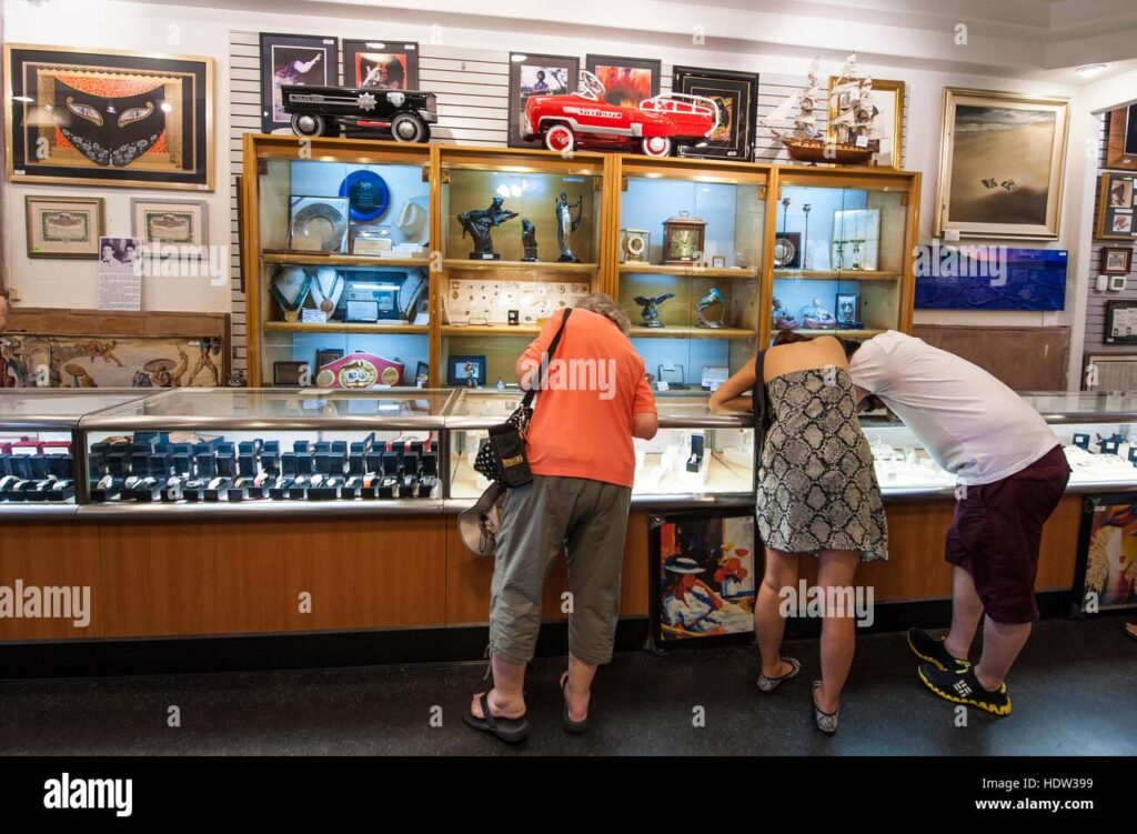 Families turn to pawn shops for more affordable technology for school year – WVIR