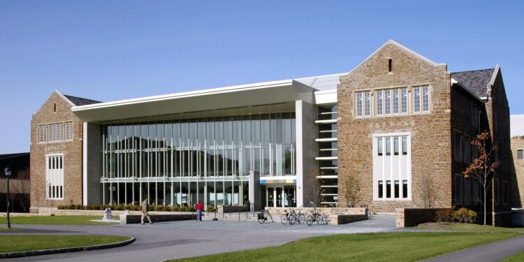 Hamilton to Launch Collegiate Science and Technology Entry Program – Hamilton College