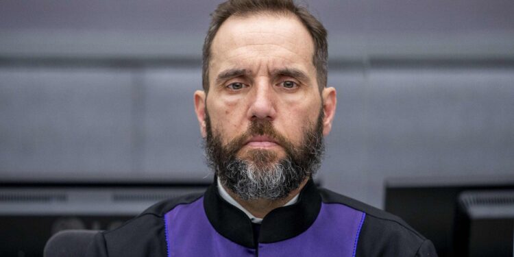 Former special counsel Jack Smith responds to federal investigation against him about his prosecution of Donald Trump – CNN