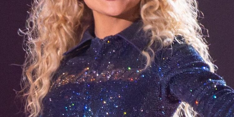 Sabrina Carpenter’s pearl-clutching magic? Humor – CNN