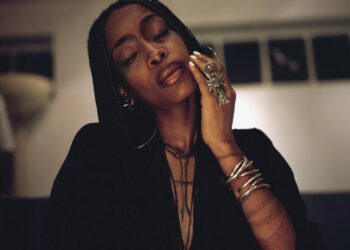 Erykah Badu Announces ‘Abi & Alan’ Album With The Alchemist Will Be Delayed – yahoo.com