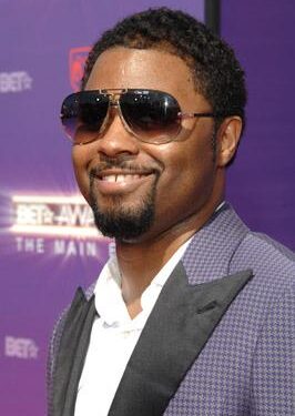 Musiq Soulchild Surprises Fan’s Bride With “Dontchange” Wedding Serenade – yahoo.com