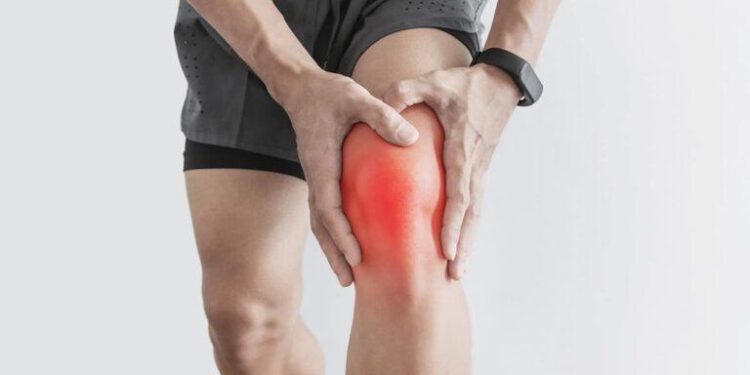 Diagnostic dilemma: Woman’s severe knee pain reveals ‘golden threads’ in her joints – Live Science