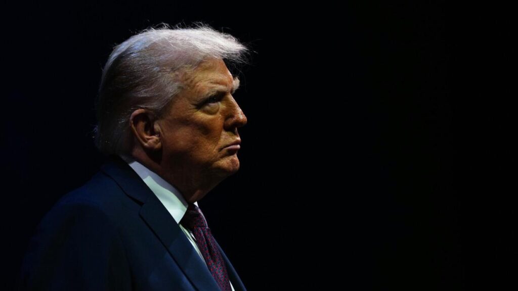 Outpouring of grief from Trump, Vance other leaders after Charlie Kirk fatal shooting – ABC News