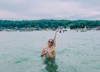 Torch Lake faces ecological challenges from invasive Quagga Mussels – WPBN