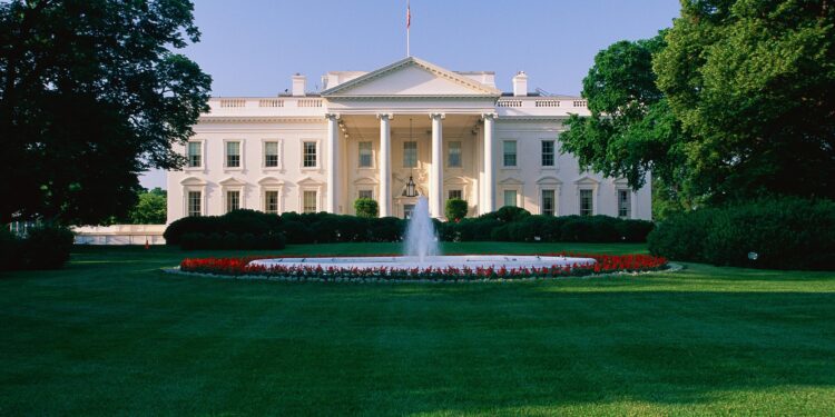 White House Touts Rising Confidence In U.S. Economy Under Trump’s Second Term – Yahoo