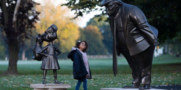 Statue of President Trump and Jeffrey Epstein titled ‘Best Friends Forever’ appears on National Mall – CNN