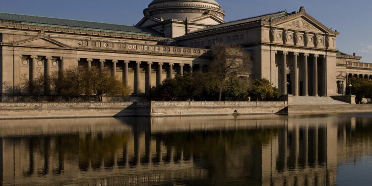 Chicago’s Griffin Museum of Science and Industry workers authorize strike – CBS News