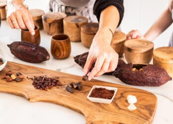 A chemistry teacher’s approach to chocolate making: Meet Maram the STEM chocolatier – The Advocate