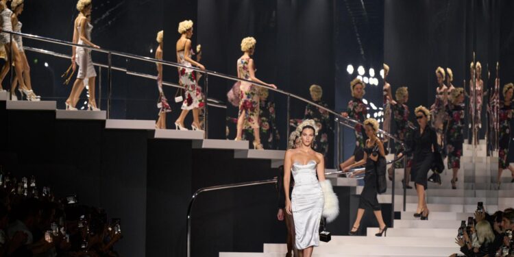 Milan Fashion Week Asks the Question: Is It the Best-Dressed City in The World? – The New York Times