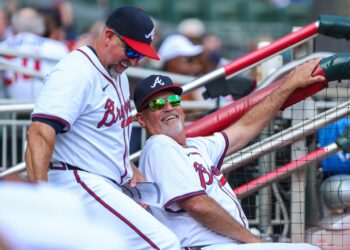 Atlanta Braves Manager Brian Snitker Moving to ‘Advisory Role’ – FOX Sports