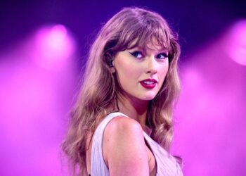 Why Taylor Swift Name-Dropped Elizabeth Taylor in Her New Album – Yahoo