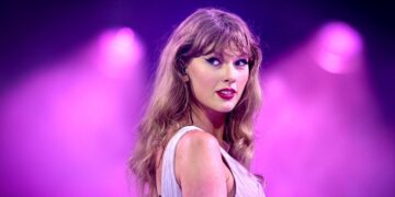Why Taylor Swift Name-Dropped Elizabeth Taylor in Her New Album – Yahoo