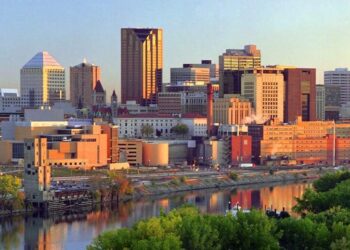 Downtown St. Paul’s economy showing new life after state employees mandated to return to office – 5 EYEWITNESS NEWS