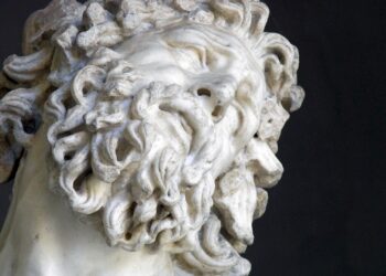 This Ancient Statue Was Discarded by Raiders. Scientists Think It’s a Rare Treasure. – Popular Mechanics