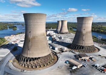 US and investors gambling on unproven nuclear technology, warn experts – Financial Times