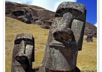 Scientists just proved the moai could walk, solving a 500-year mystery – ScienceDaily