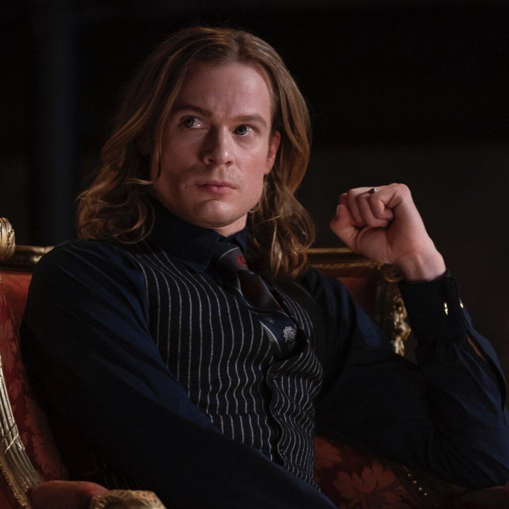 THE VAMPIRE LESTAT Shares First Look Teaser Trailer (And It’s Fangtastic) – Yahoo