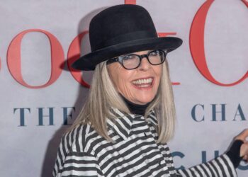 Diane Keaton, Oscar-Winning Star of ‘Annie Hall’ and ‘The Godfather,’ Dies at 79 – Yahoo