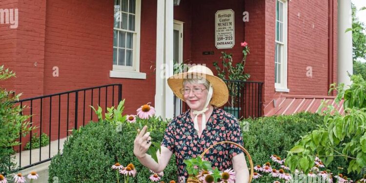 SCOTTSBORO GARDEN CLUB YARD OF THE MONTH – Jackson County Sentinel