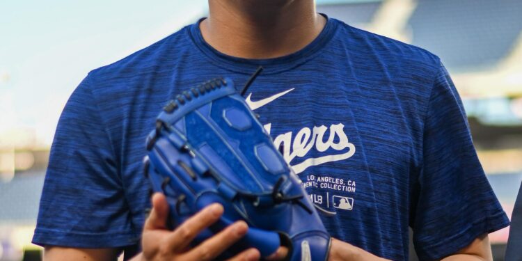 ‘Not Enough Adjectives’: How Yoshinobu Yamamoto Amazed His Dodgers Teammates – FOX Sports
