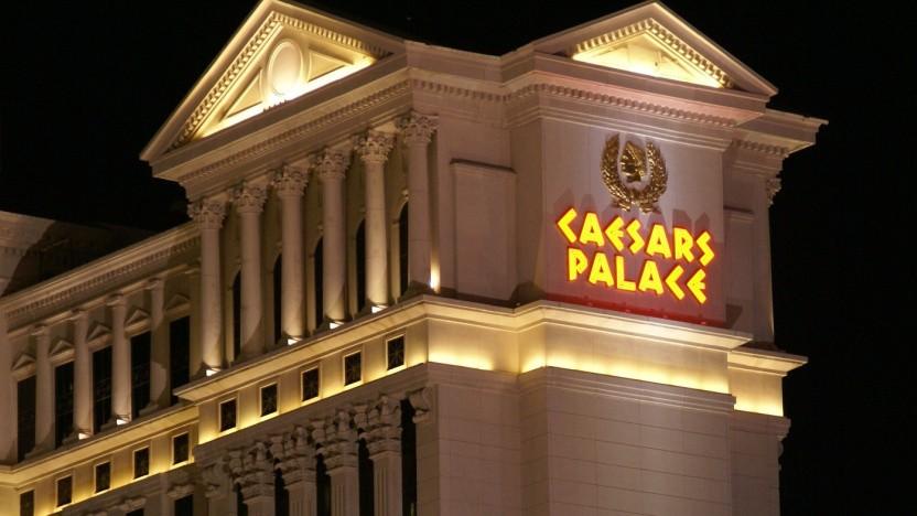Caesars Entertainment (CZR) Reports Q3 Loss, Lags Revenue Estimates – Yahoo Finance