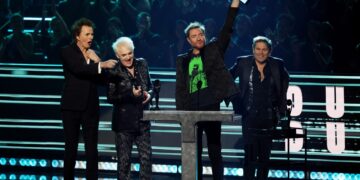 Rock Hall Ceremony Adds Chappell, Donald Glover – Yahoo