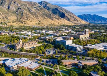 BYU QB Bear Bachmeier was born and raised for college football’s biggest stage – CBS Sports