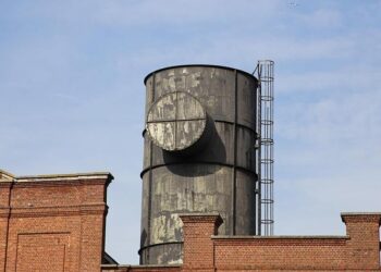 How the Longest Government Shutdown Is Impacting the Economy – Bloomberg.com