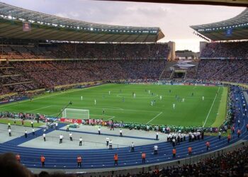 O’Neal Steals Thursday World Finals Victory From Sheppard in Final Corner – World of Outlaws