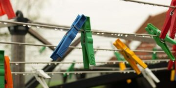 Hang Pin Living Technology Issues Profit Warning for 2025 – TipRanks