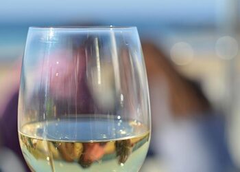 Liquid I.V. Just Launched Hot Chocolate—Here’s Our Honest Review – Yahoo