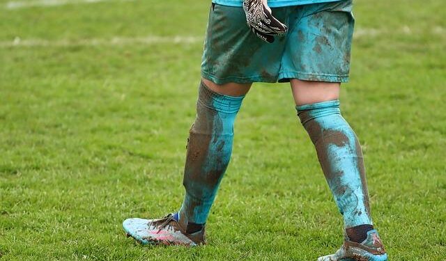 UAB football players stabbed by teammate at team facility before game against USF – CBS Sports