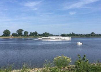 Kamala Harris discusses ‘107 Days’ of campaigning and post-election politics at Ryman Auditorium – The Vanderbilt Hustler