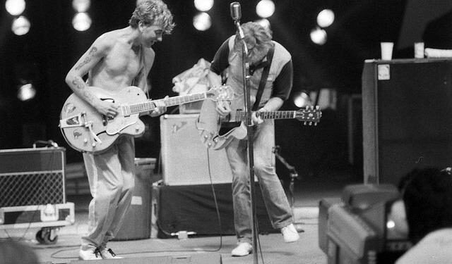 Dave Portnoy, Urban Meyer Put $1,000 in NIL Funds on Ohio-State Michigan Showdown – FOX Sports