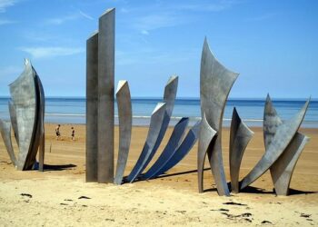 Omaha woman’s health insurance quadruples, expert weighs in – KETV